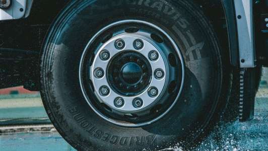 Bridgestone прекратит продажу и производство грузовых шин в Китае