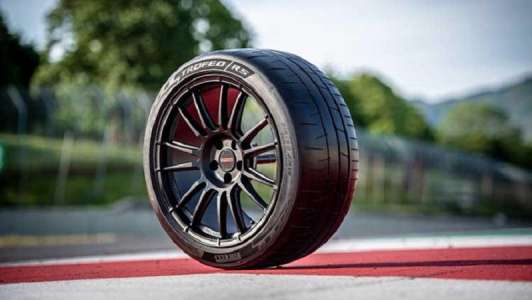 Что известно о новой модели Pirelli P Zero Trofeo RS