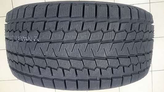 BMW X5 ヨコハマ アイスガード G075 255/50R19 + MAK