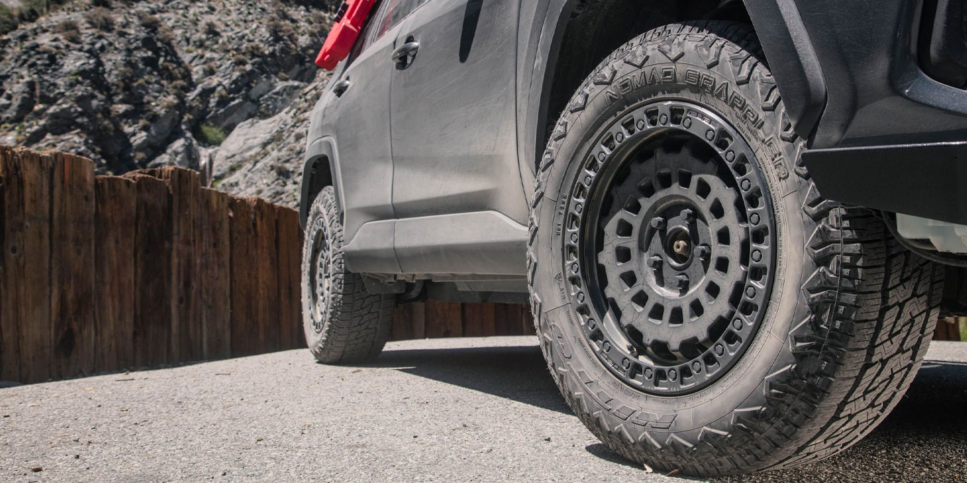 Nitto-Nomad-Grappler-1