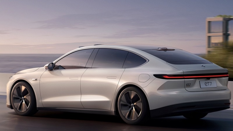 Электрический седан NIO ET7 оснастят шинами немецкого бренда Continental