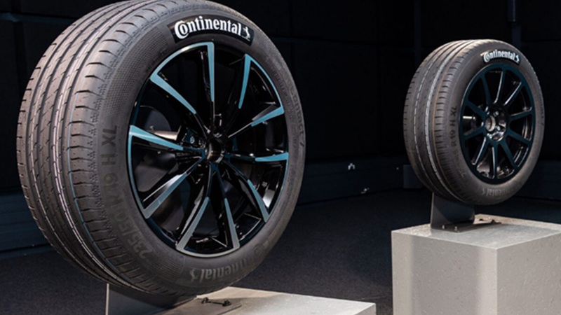 renault-r-space-lab-tyres
