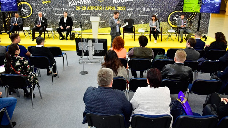 Российские компании рассматривают вопрос импортозамещения авиашин