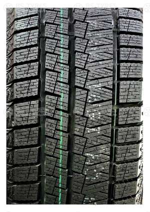 Kapsen SnowShoes AW33 235/55 R18 100H