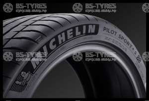 Michelin Pilot Sport 4S 285/35 R20 104Y